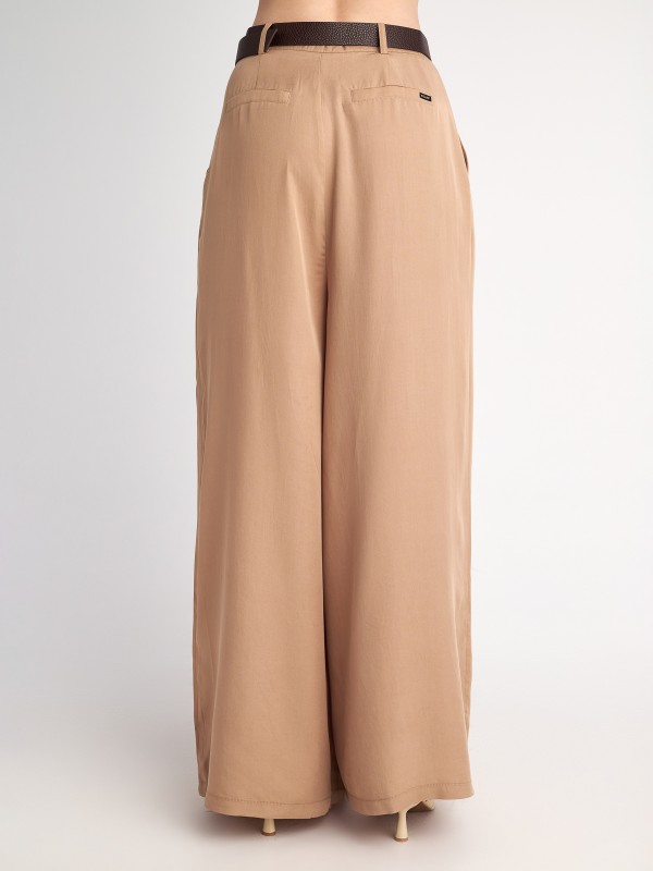 Gabriella Highwest Pant 71% Polyester/23% Viscoze/6%Elastane