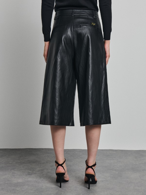 Dora Woman Cropped Eco Leather Pant