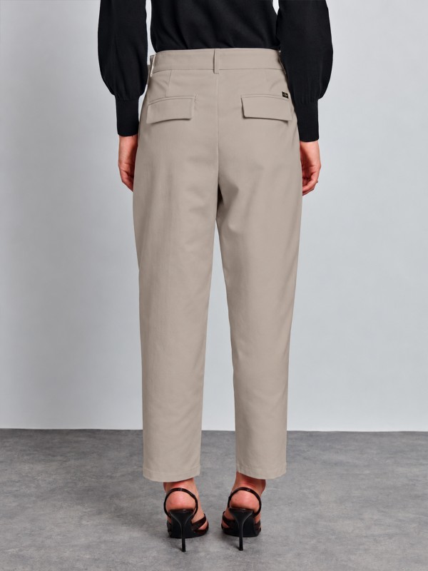 Olivia Woman Baggy Pant