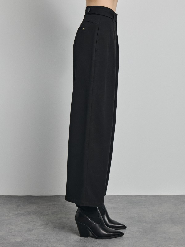 Sarah Woman Wide Fit Pant 