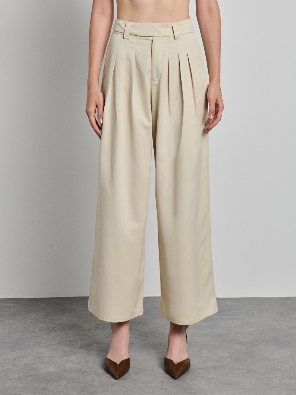 Sarah Woman Wide Fit Pant 