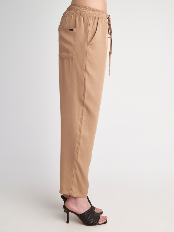 Jule Pant 