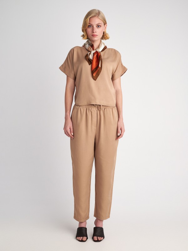 Jule Pant 