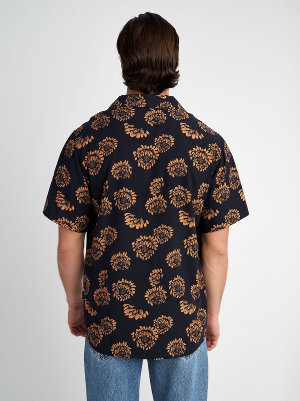 Man Shirt Leaf Short Sleeve