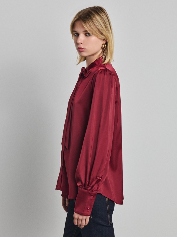 Jessie Woman Satin Shirt