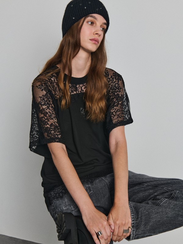 Ellie Woman T-shirt