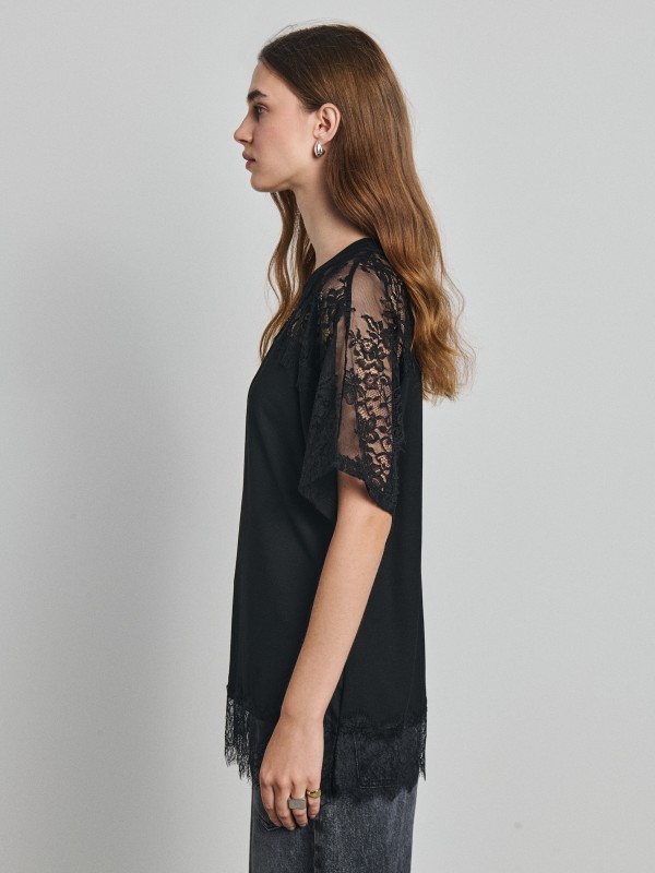 Ellie Woman T-shirt
