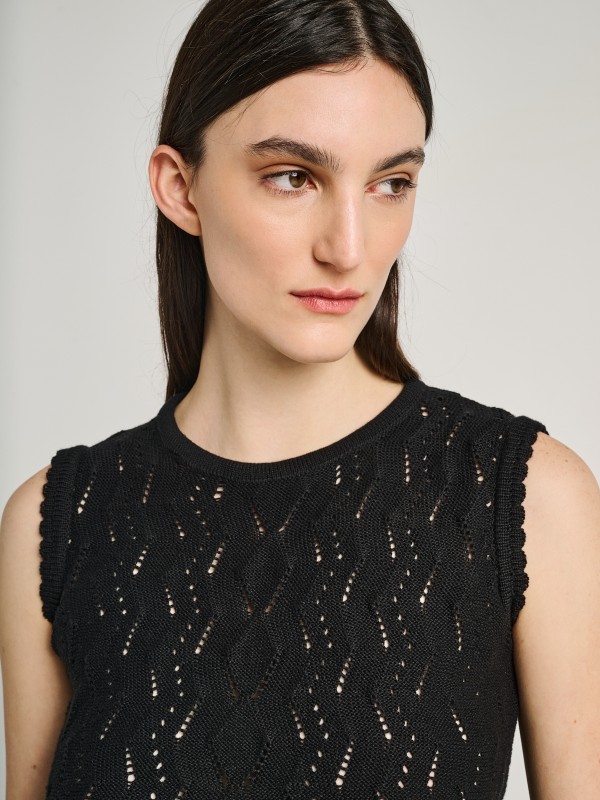 Jeda Sleeveless Knit