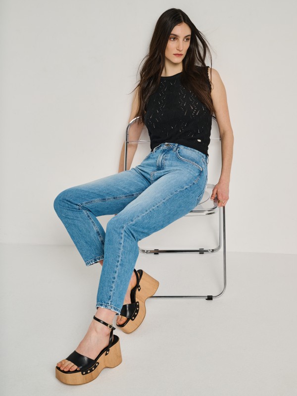 Jeda Sleeveless Knit