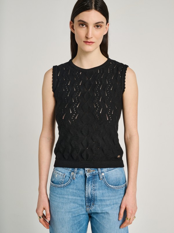 Jeda Sleeveless Knit