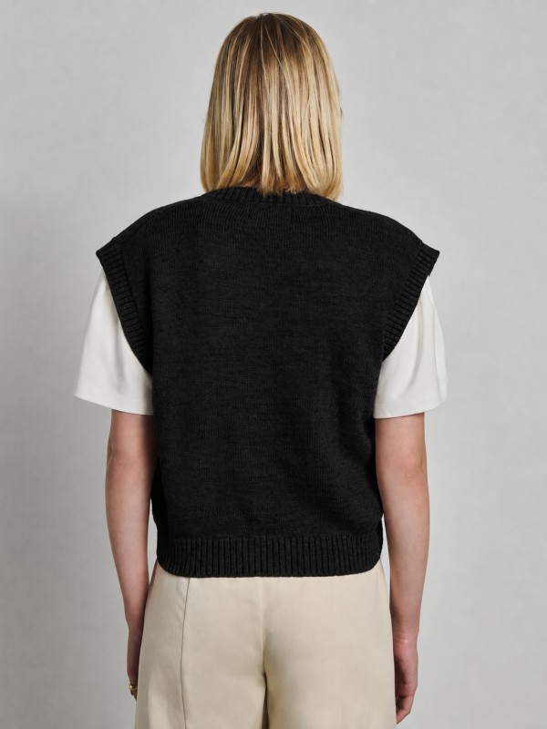 Yara Woman Knit Vest