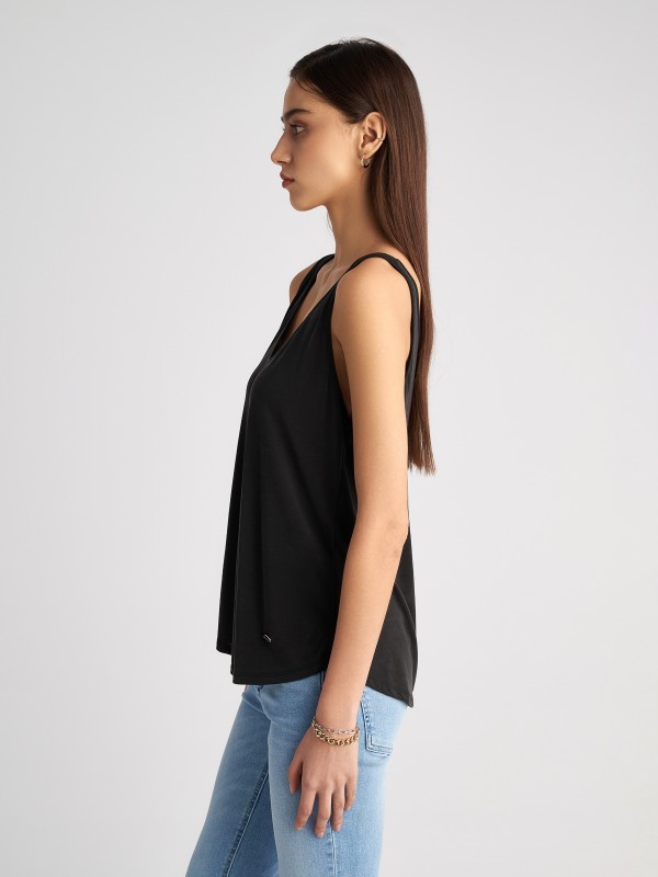 Lana  Sleeveless Top