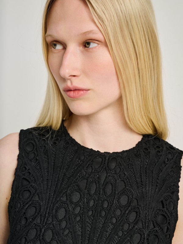 Wella Sleeveless Top