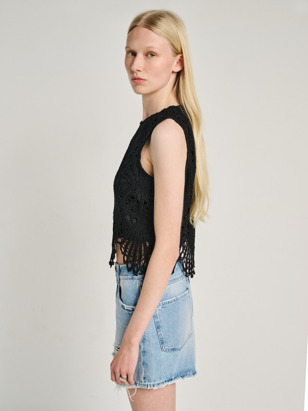 Wella Sleeveless Top