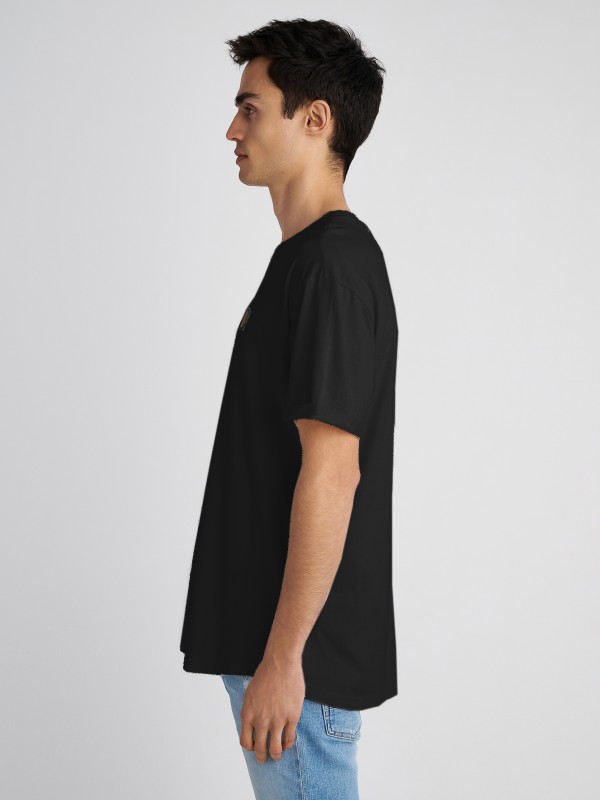Man T-Shirt Land