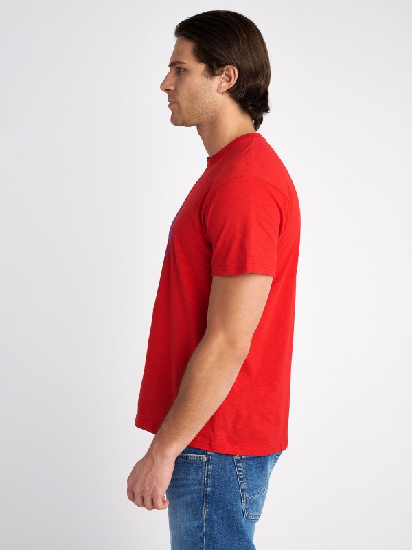 Man T-Shirt Leo