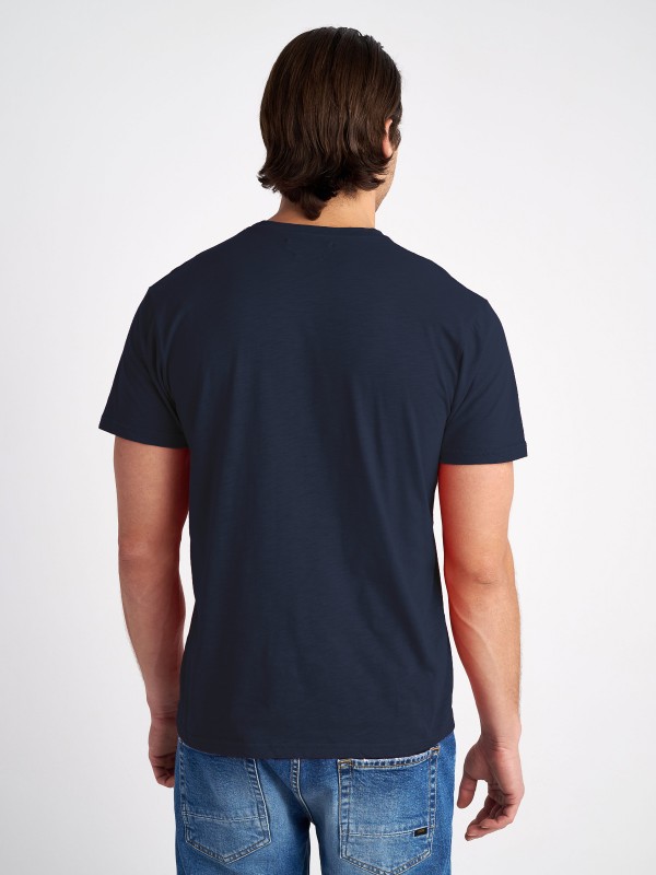 Man T-Shirt Leo
