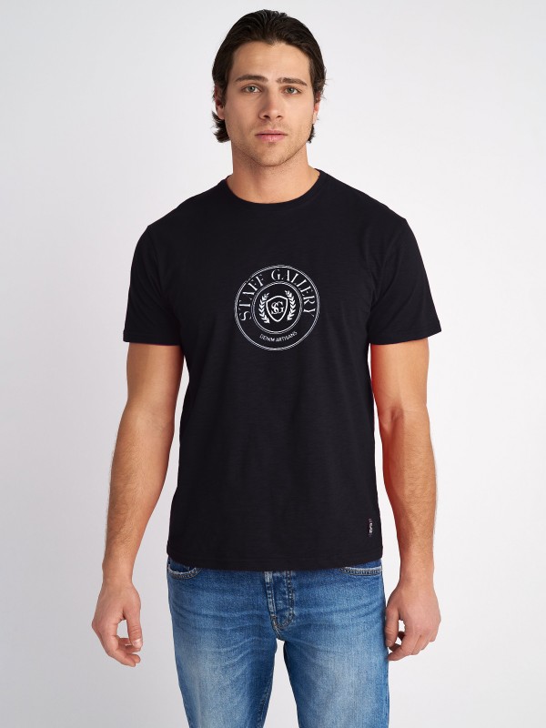 Man T-Shirt Leo