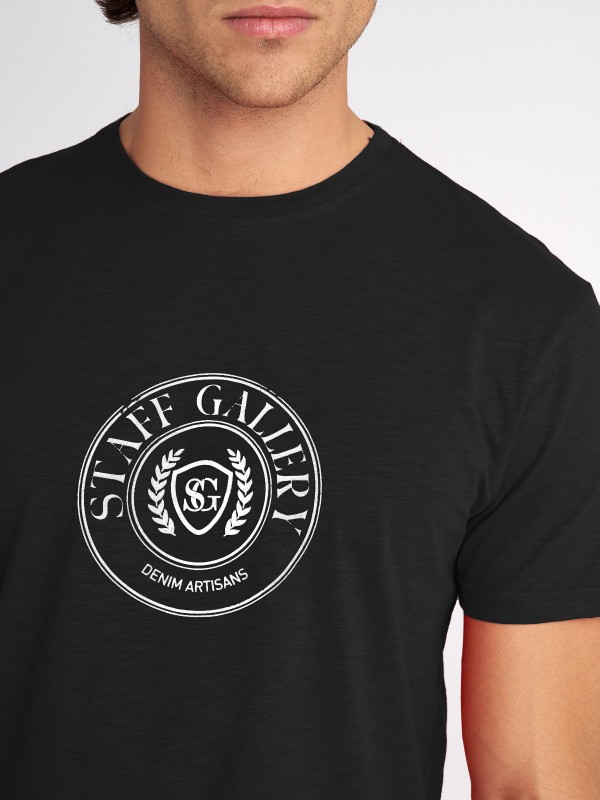 Man T-Shirt Leo