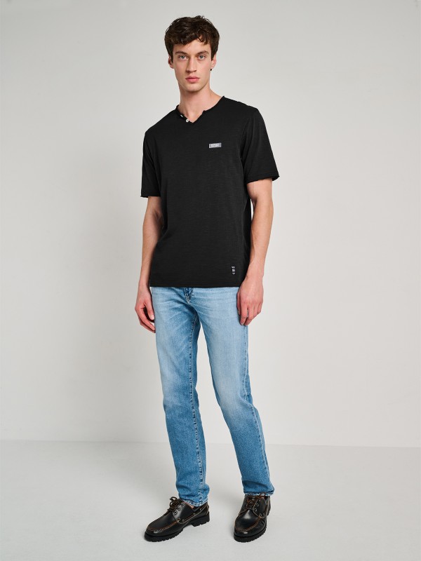 Zofer Man V-Neck T-Shirt