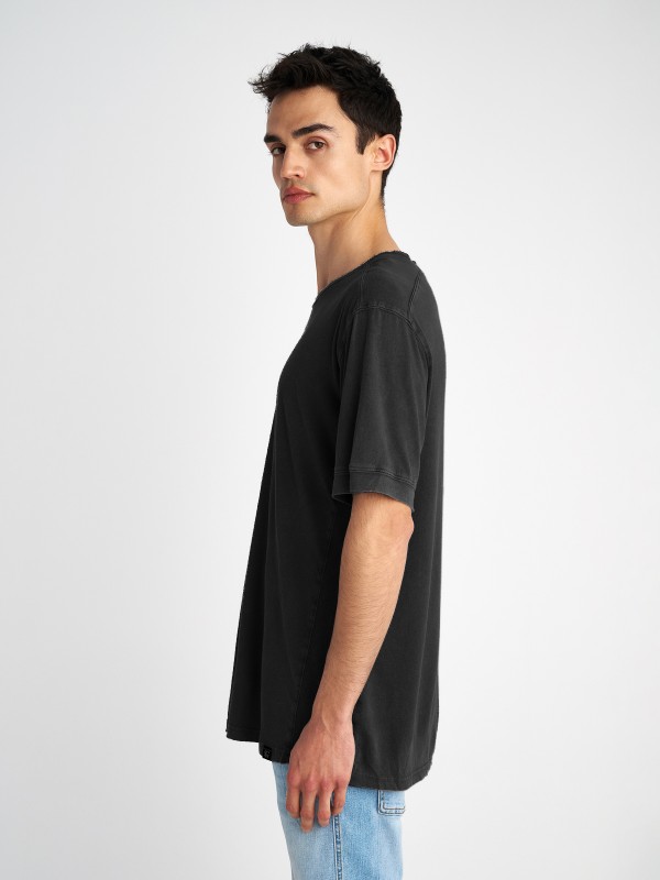 Man T-Shirt Dusty