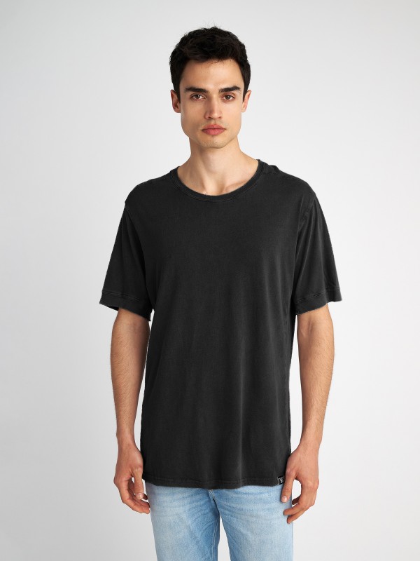 Man T-Shirt Dusty