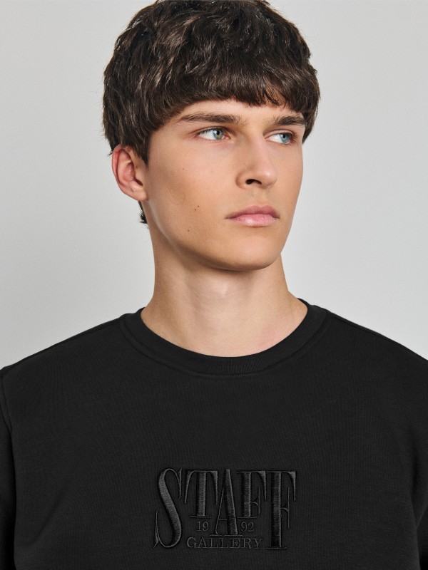 Carter Man Crew Neck Sweatshirt
