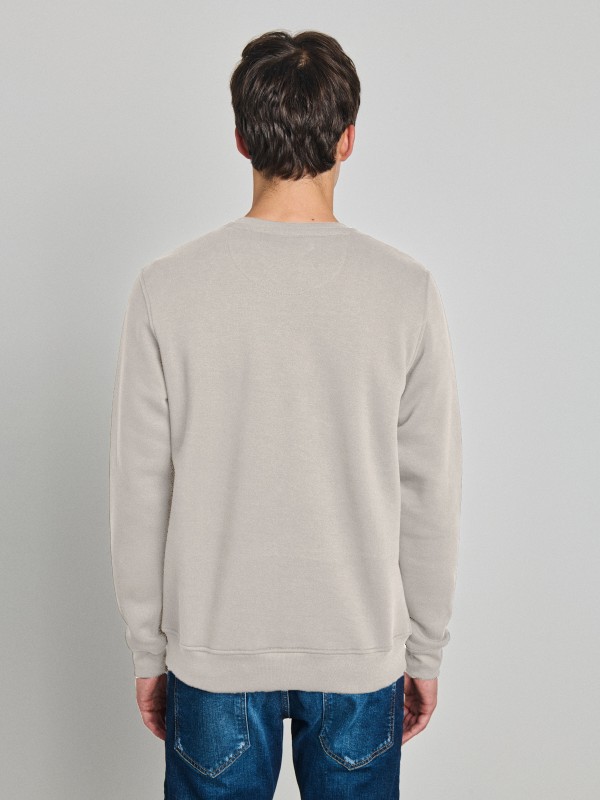 Carter Man Crew Neck Sweatshirt
