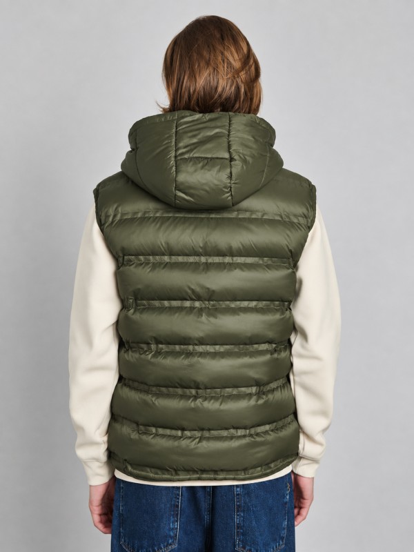 Taylor Man Sleeveless Jacket