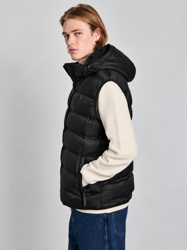 Taylor Man Sleeveless Jacket