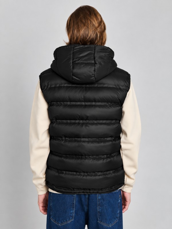 Taylor Man Sleeveless Jacket